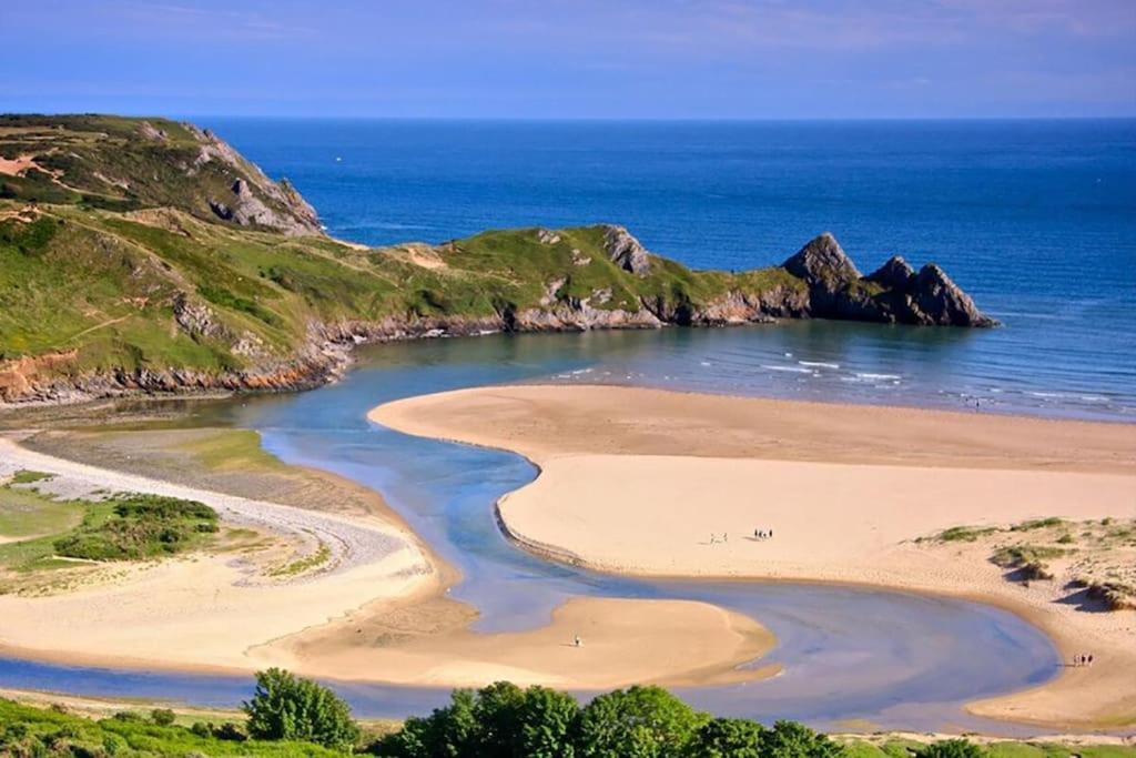 Ocean Breeze, Gower Holiday Village. Allows Dogs Swansea Exterior photo
